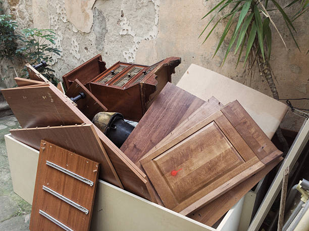 Best Construction Debris Removal  in Colonia, NJ